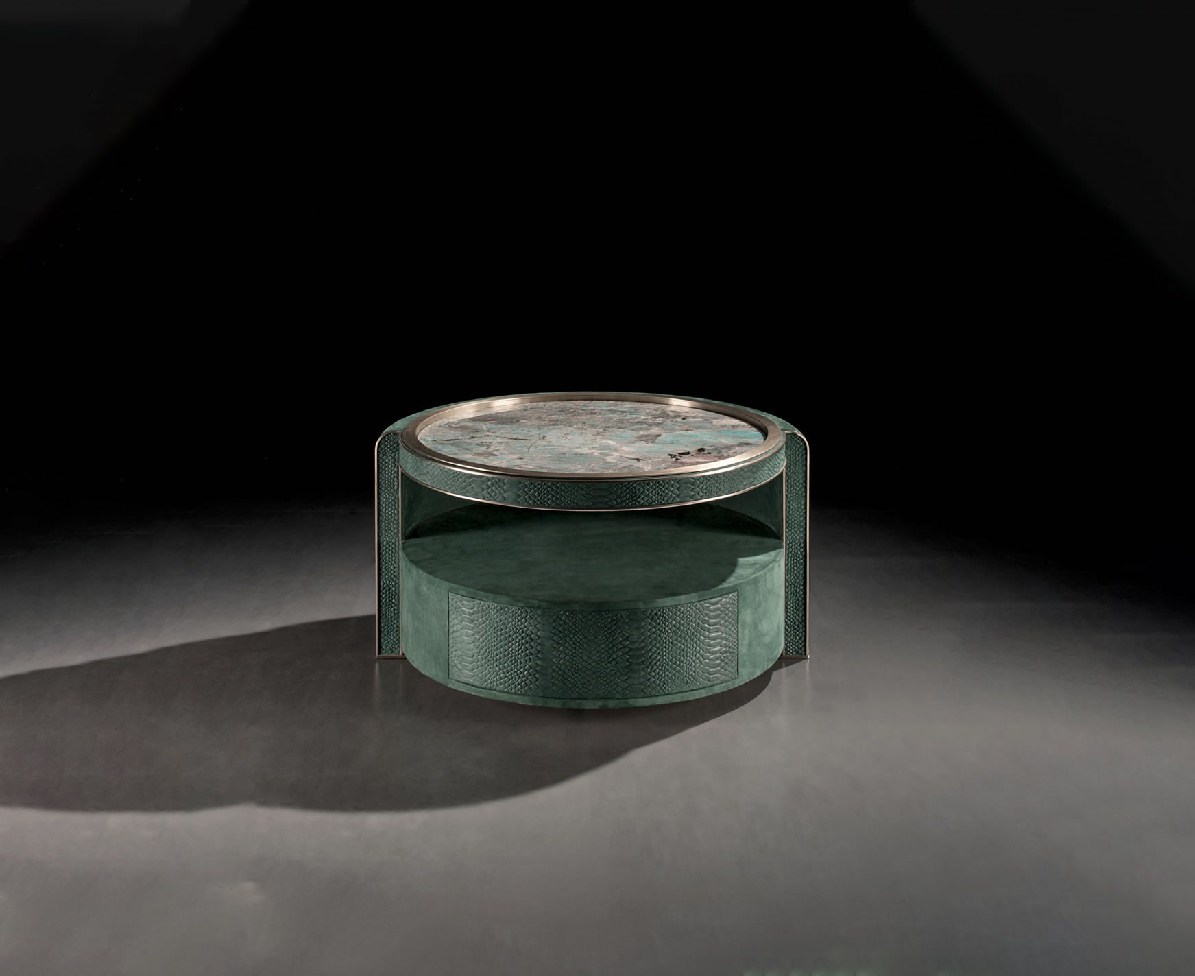 C003